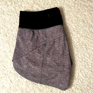 Lululemon size 6 speed ups 4” inseam
